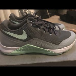 Women’s Nike trainers size 10